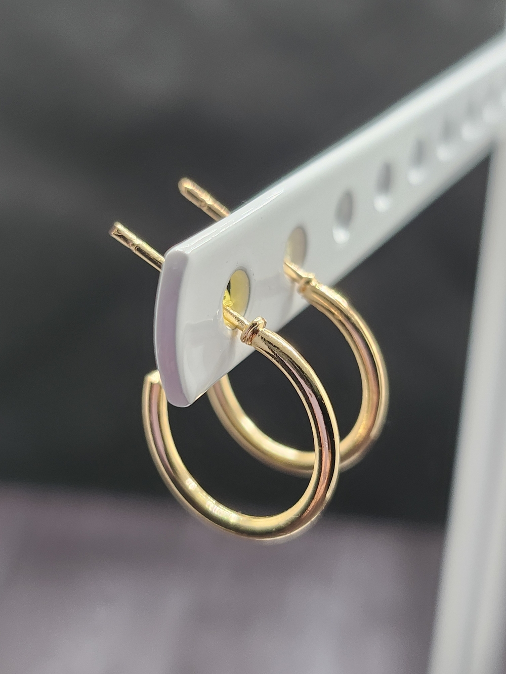 Classic Gold Hoop Earrings - Elegant Women’s Jewelry